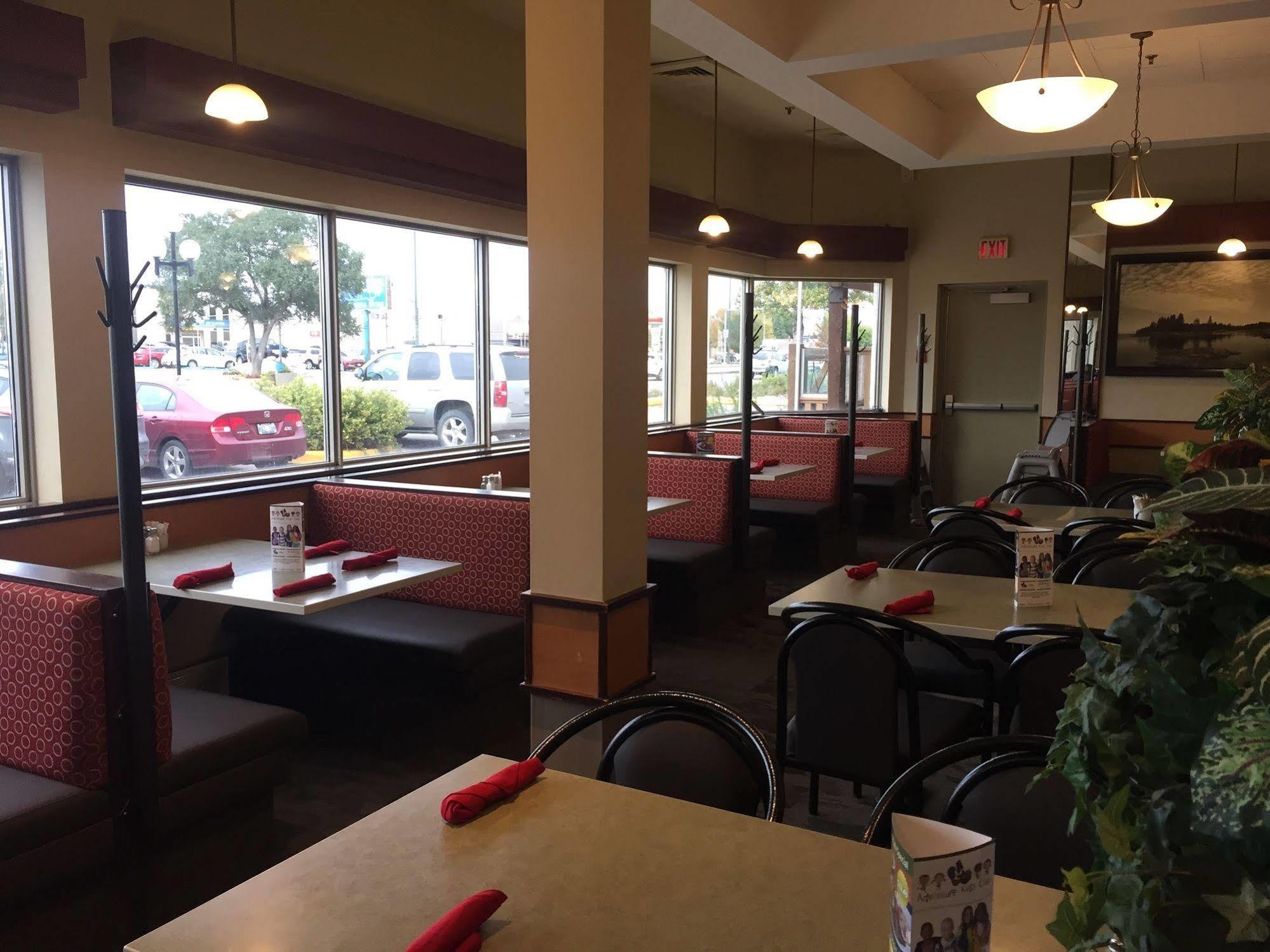 Canad Inns Destination Centre Transcona Γουίνιπεγκ Εξωτερικό φωτογραφία